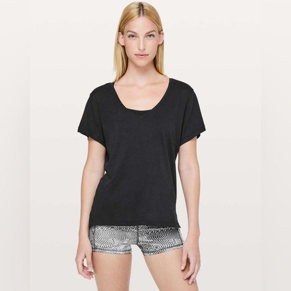 Lululemon Jericho V *Light - Black - Picture 1 of 5